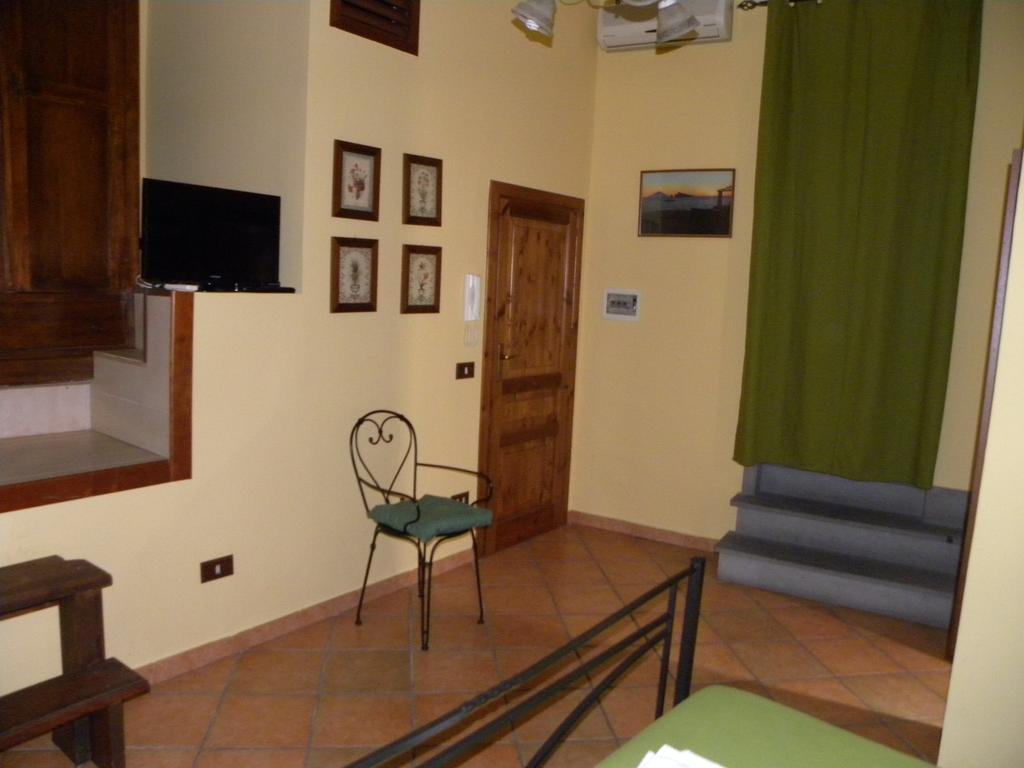 Case Vacanze Albamarina Lipari  Habitación foto