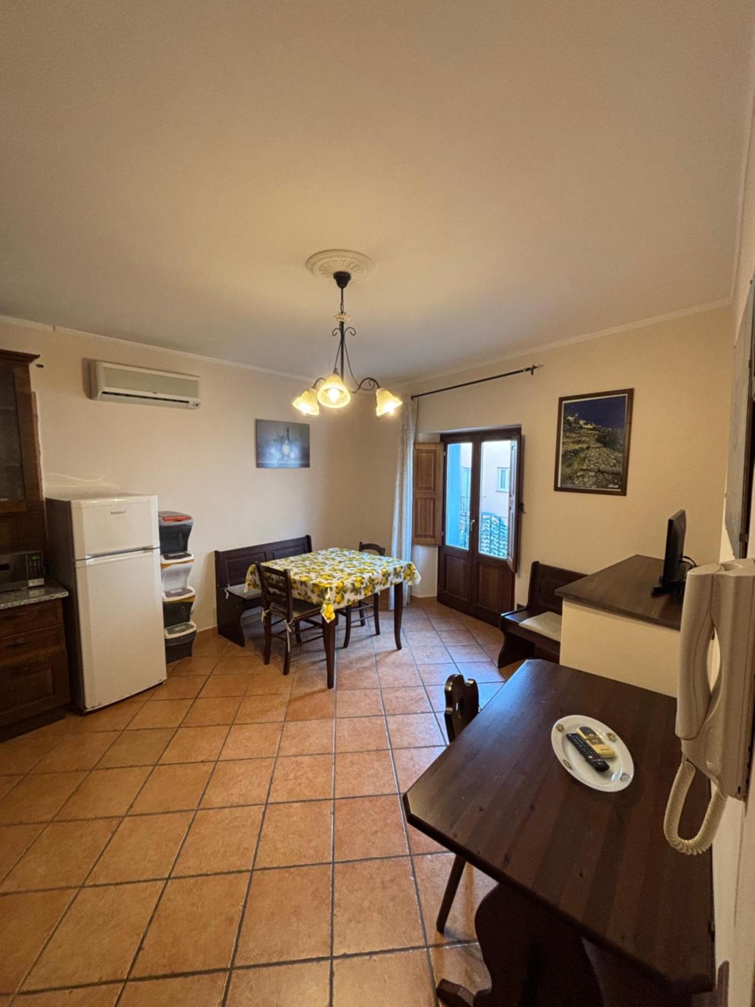 Case Vacanze Albamarina Lipari  Exterior foto